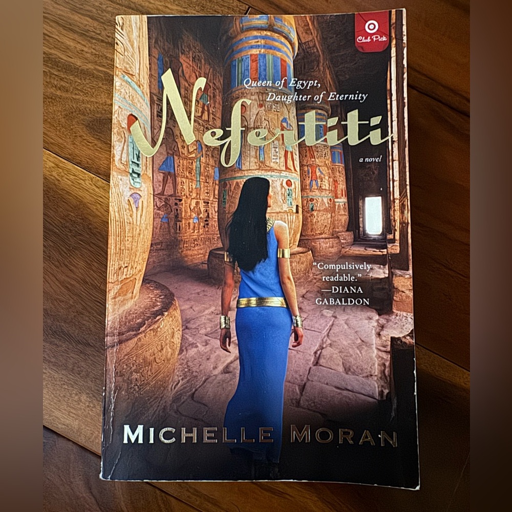 Nefertiti by Michelle Moran Paperback